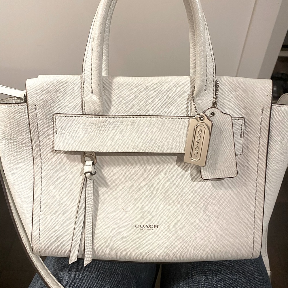 Coach purse - Picture 2 of 7